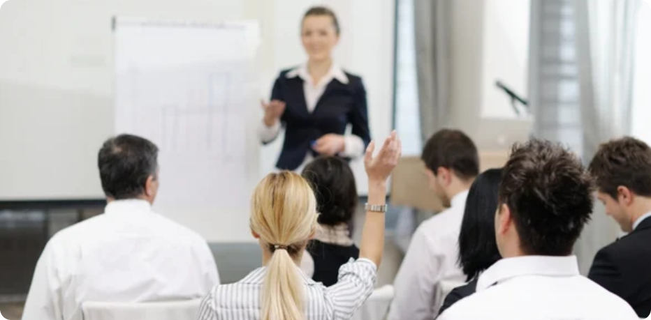 Capacitación en Island Finance